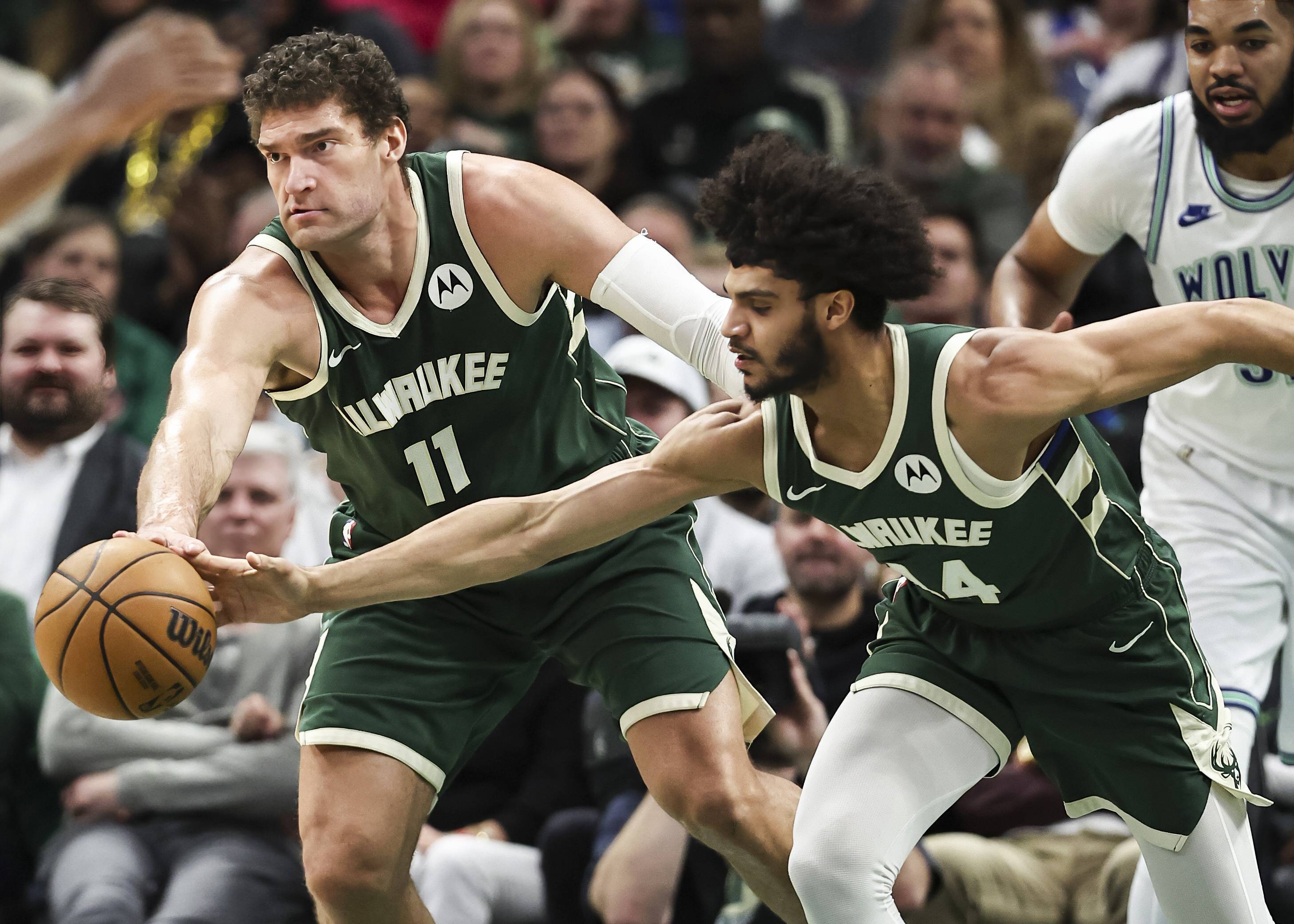 巴塞罗那篮球队发布备战花絮;集结日临场应变;NBA常规赛任务艰巨;年轻球员获得机会的简单介绍 巴塞罗那篮球队发布备战花絮;集结日临场应变;NBA常规赛任务艰巨;年轻球员获得机会的简单介绍