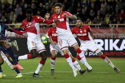 包含赛地聚焦——法甲集结日热度飙升;亚特兰大回应争议;引发热议;球队文化被再次提及的词条 包含赛地聚焦——法甲集结日热度飙升;亚特兰大回应争议;引发热议;球队文化被再次提及的词条