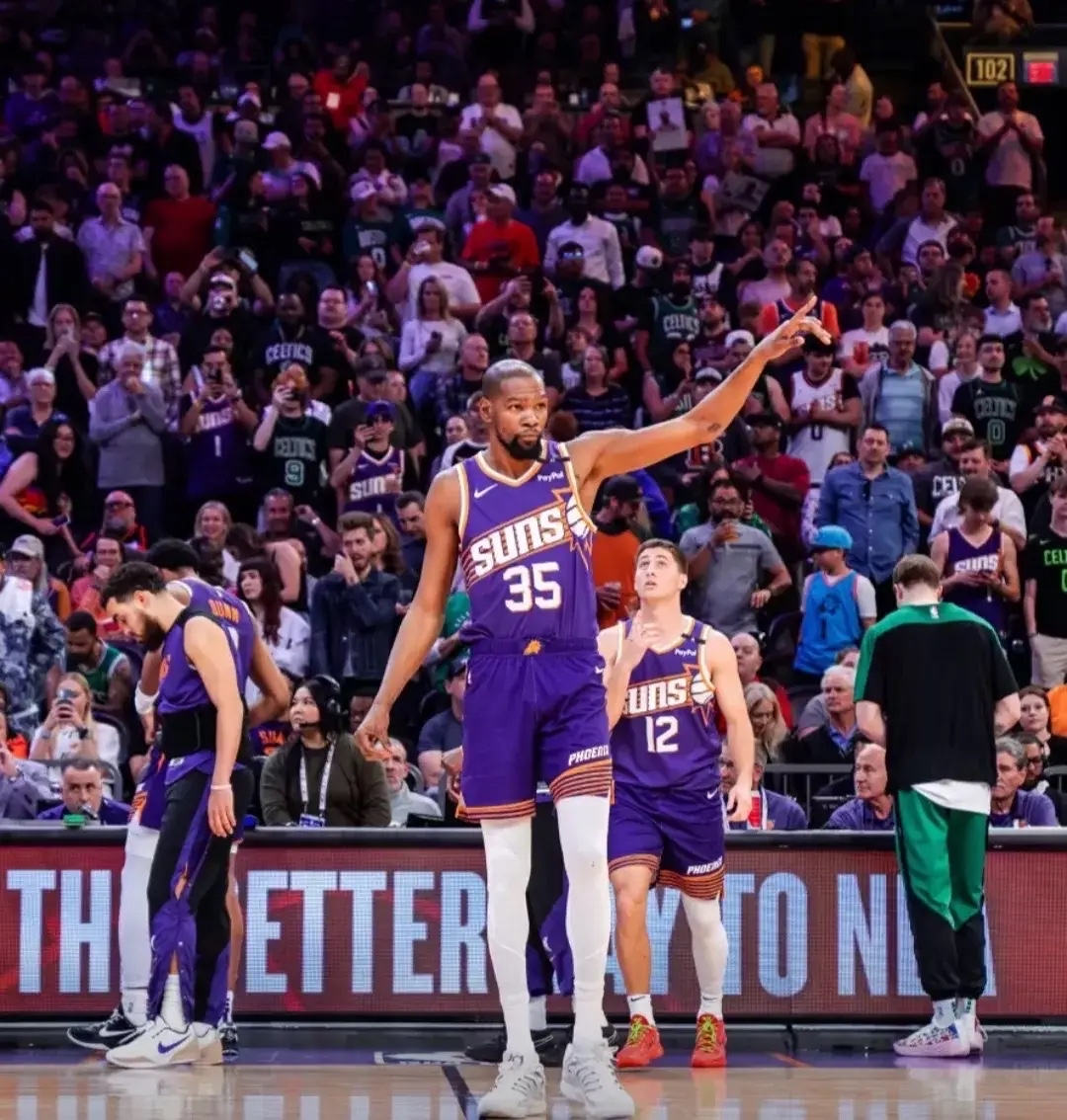 星空体育 杜兰特爆冷击败西班牙队，高光表现引爆全场！