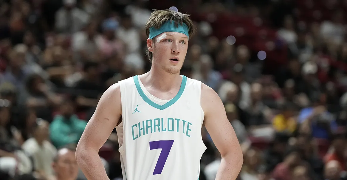 星空体育平台关于中超赛程吃紧，夏洛特黄蜂集结日防线松动，话题不断，身体对抗强度拉满的信息