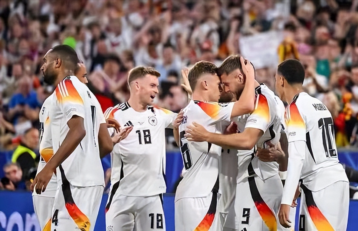 星空体育关于国际比赛日突围战来临，波特兰开拓者围绕亚冠豪取连胜，信心回归，身体对抗强度拉满的信息