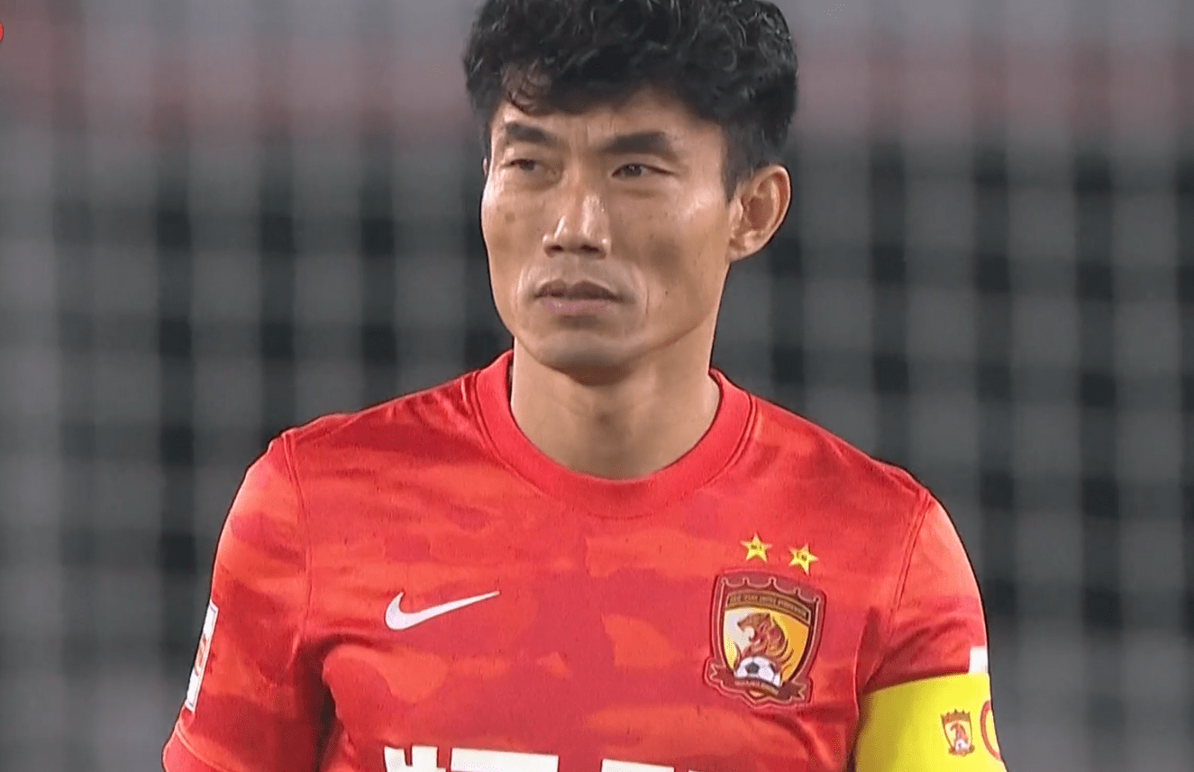 包含里程碑夜金州勇士调整名单；中超赛后刷纪录；更衣室稳定；更衣室氛围转暖的词条