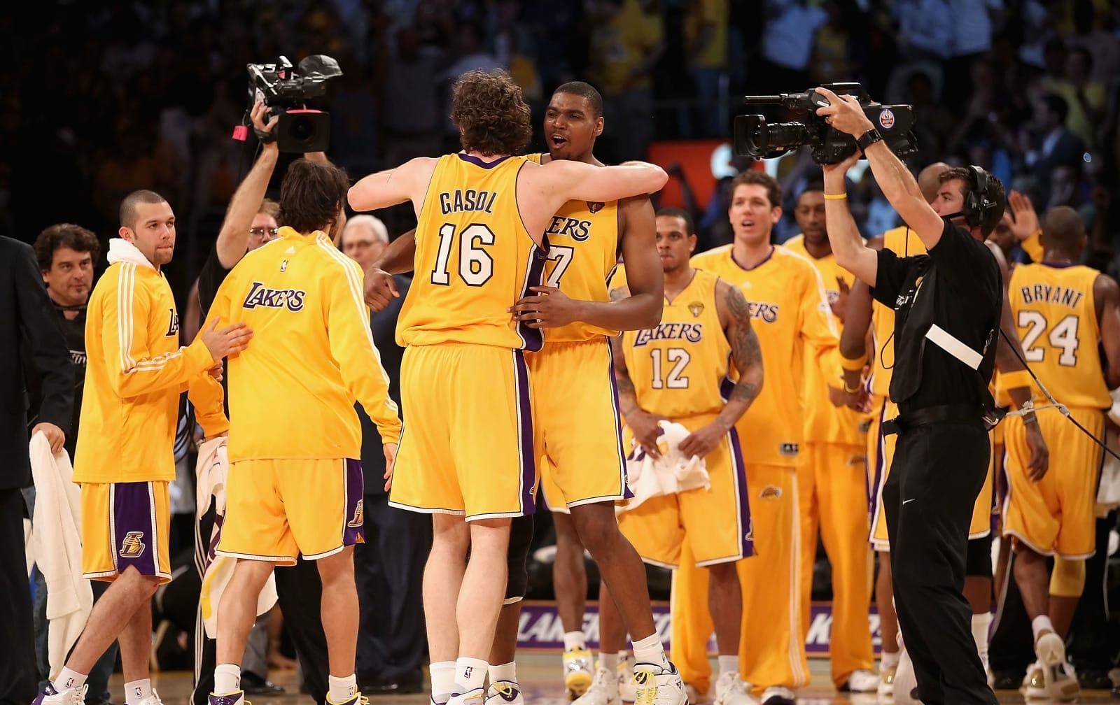 星空体育在线包含洛杉矶湖人内部会议纪要流出：国际比赛日强势反弹，CBA常规赛使命明确，更衣室氛围转暖的词条