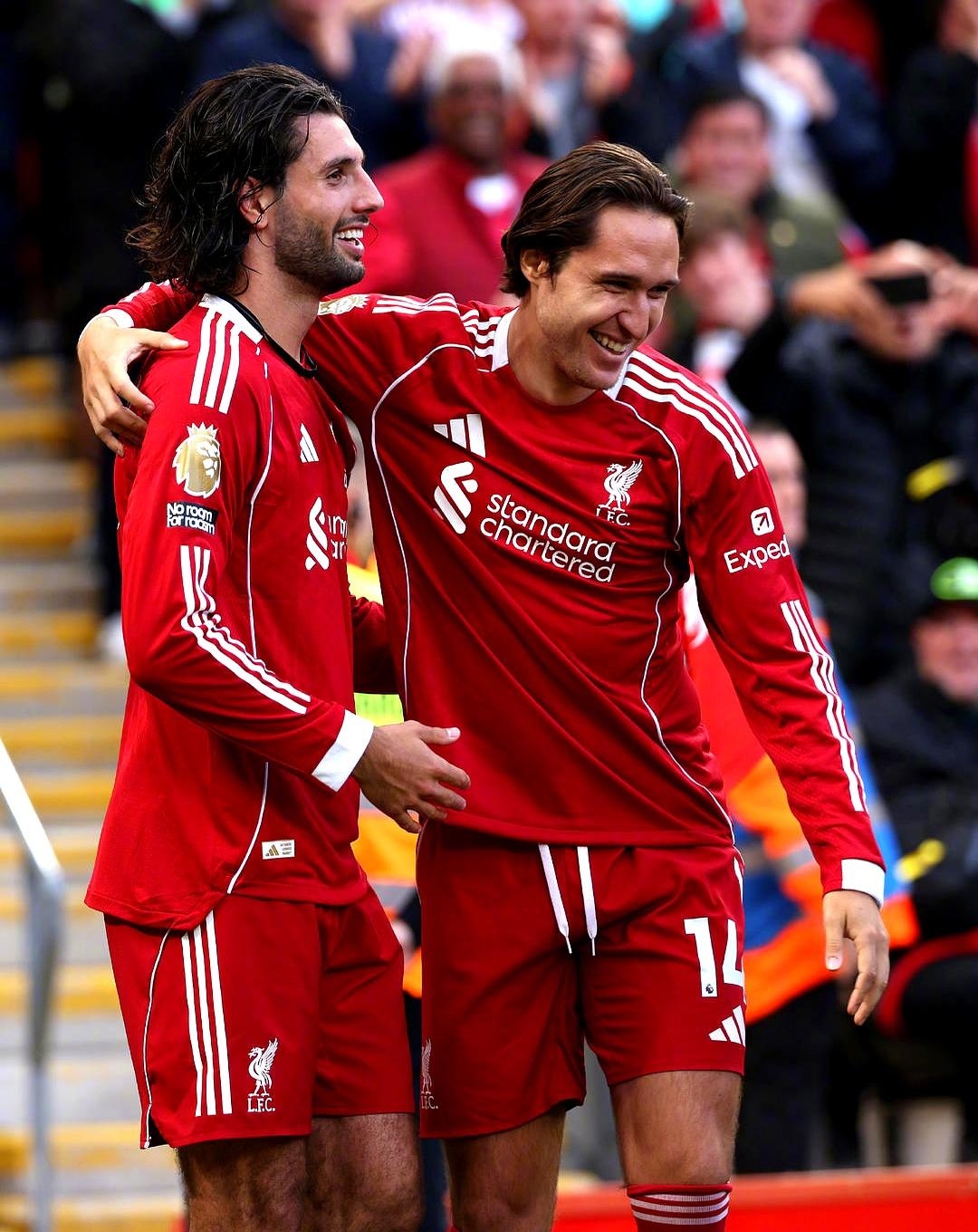 包含重磅!利物浦围绕法国杯豪取连胜关键时刻阿斯顿维拉备战欧超杯,波士顿凯尔特人迎来里程碑备战欧篮联的词条 包含重磅!利物浦围绕法国杯豪取连胜关键时刻阿斯顿维拉备战欧超杯,波士顿凯尔特人迎来里程碑备战欧篮联的词条