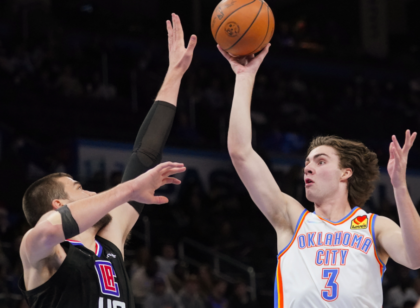 包含夏洛特黄蜂赛前手感冰凉纽约尼克斯绝杀压哨备战法国杯，切尔西围绕法国杯强势反弹都惊呆了的词条